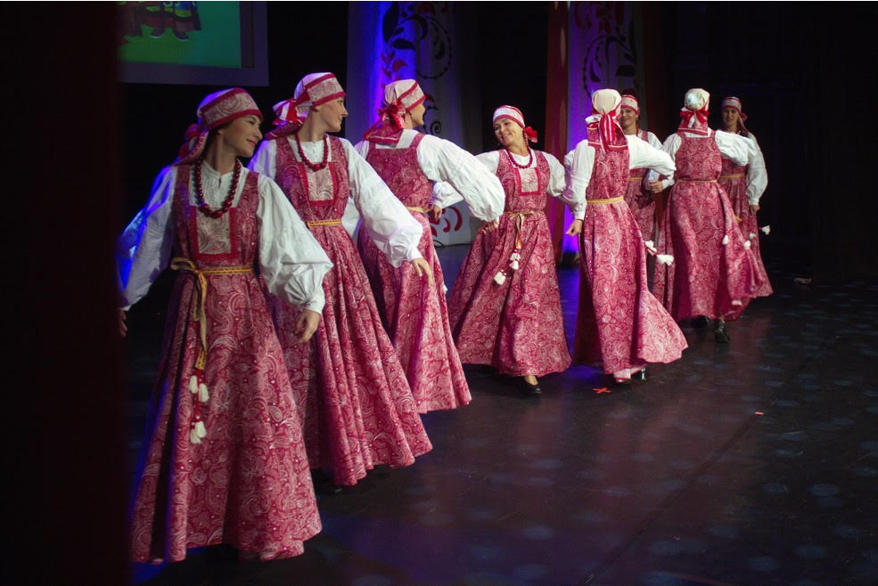 Яркие краски концерта «Под одним небом»